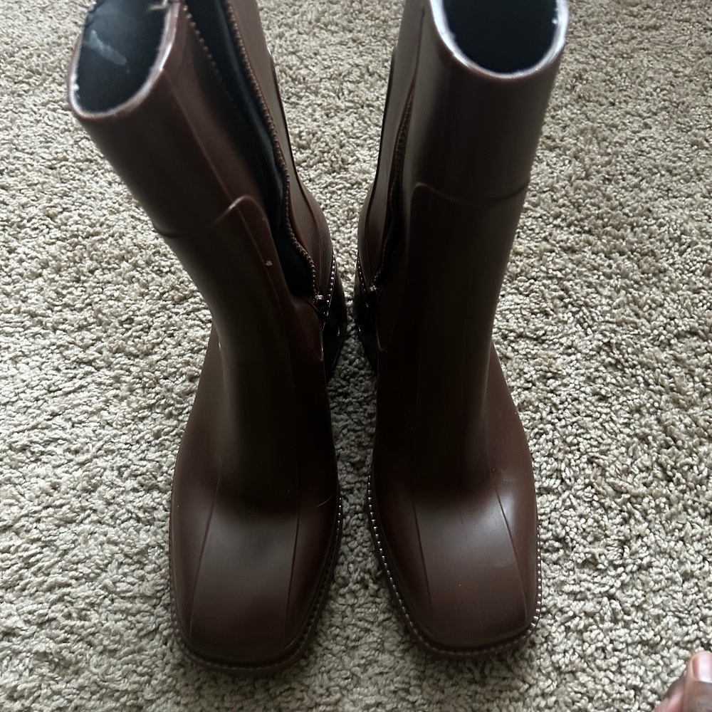 Ego Boots